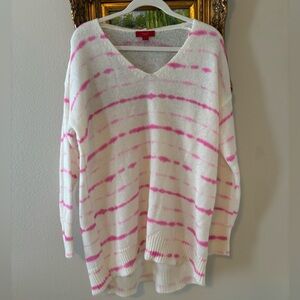 Jennifer Lopez V-Neck Sweater in White with Pink stripes